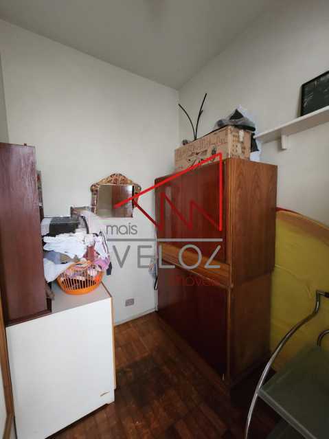 Apartamento à venda com 4 quartos, 200m² - Foto 23