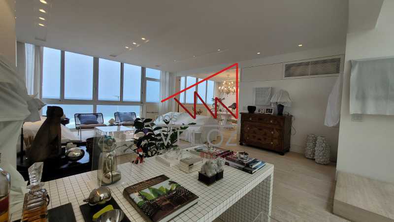 Apartamento à venda com 3 quartos, 220m² - Foto 6