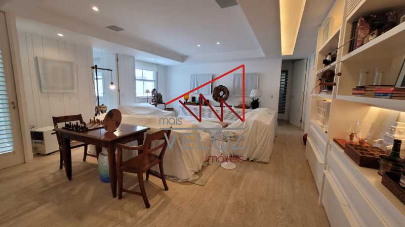 Apartamento à venda com 3 quartos, 220m² - Foto 16