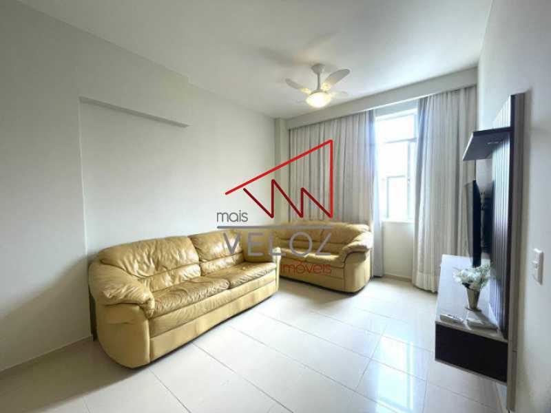 Apartamento à venda com 2 quartos, 84m² - Foto 1