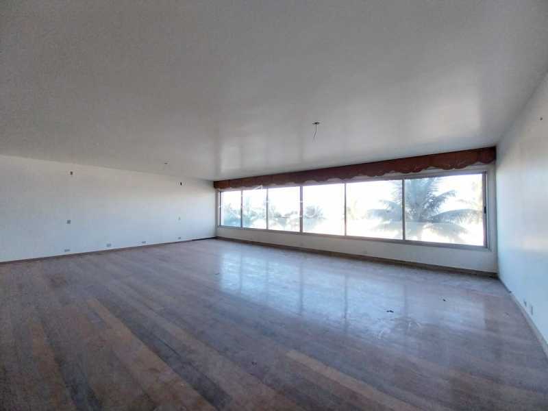 Apartamento à venda com 4 quartos, 290m² - Foto 1