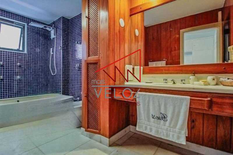 Apartamento à venda com 4 quartos, 264m² - Foto 19