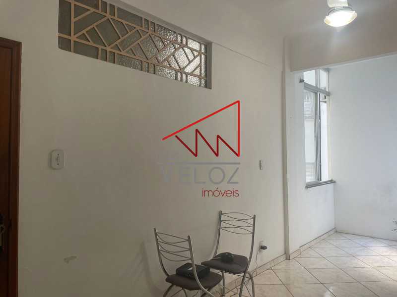 Apartamento à venda com 4 quartos, 139m² - Foto 3