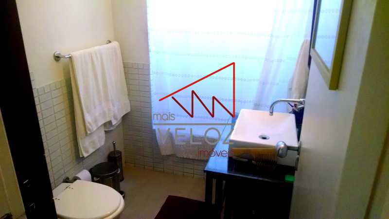 Apartamento à venda com 2 quartos, 75m² - Foto 16