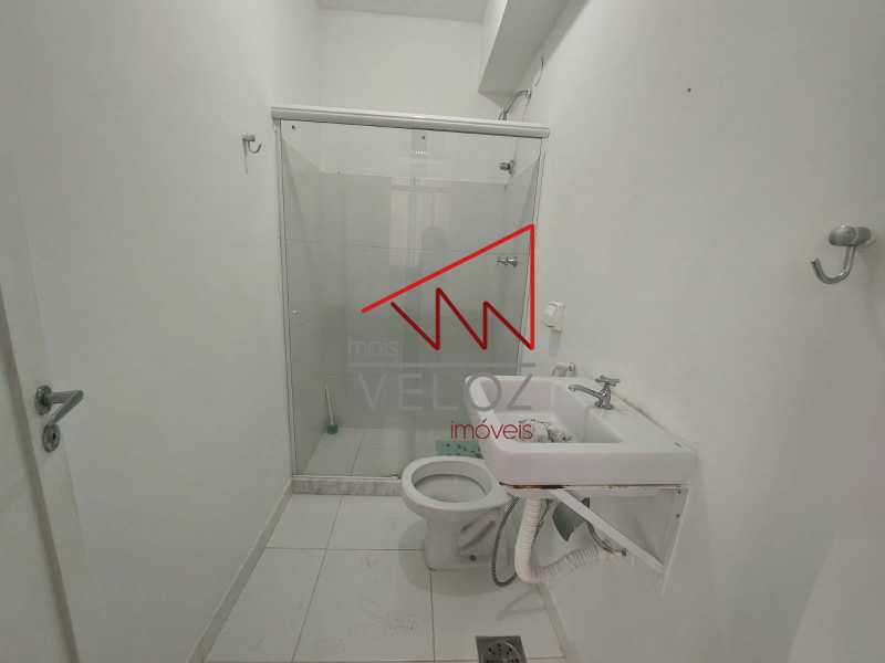 Apartamento à venda com 3 quartos, 218m² - Foto 28