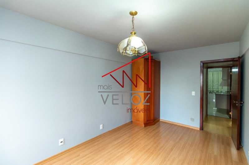 Apartamento à venda com 1 quarto, 64m² - Foto 17