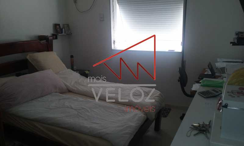 Apartamento à venda com 2 quartos, 81m² - Foto 3