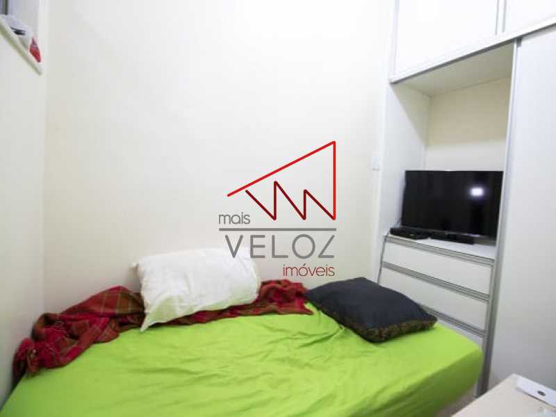 Apartamento à venda com 2 quartos, 75m² - Foto 16