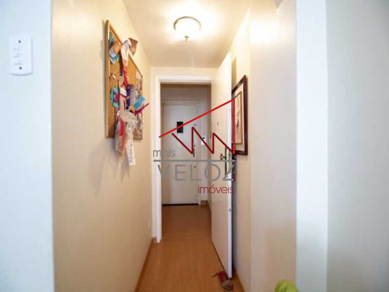 Apartamento à venda com 2 quartos, 75m² - Foto 7