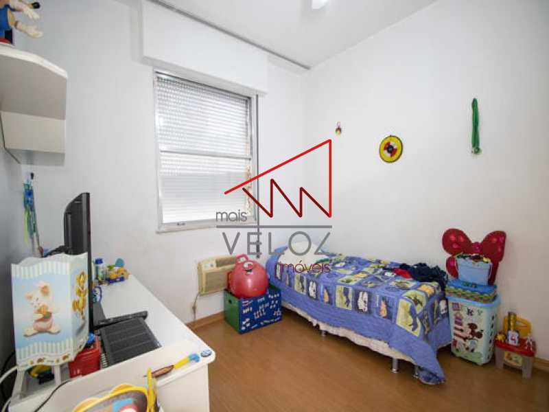 Apartamento à venda com 2 quartos, 75m² - Foto 12