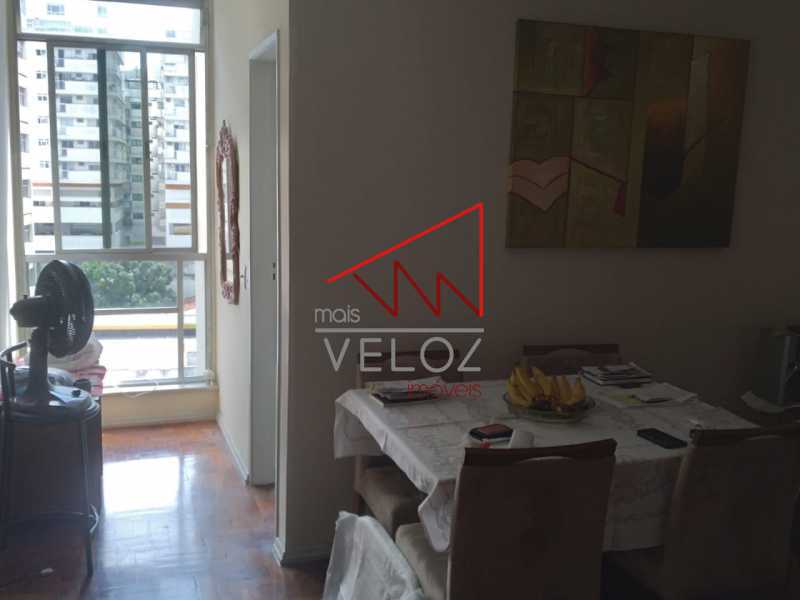 Apartamento à venda com 1 quarto, 60m² - Foto 3