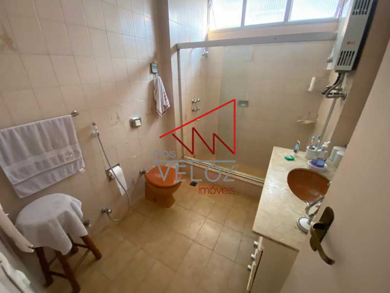 Apartamento à venda com 3 quartos, 178m² - Foto 6