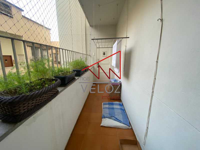 Apartamento à venda com 3 quartos, 178m² - Foto 9