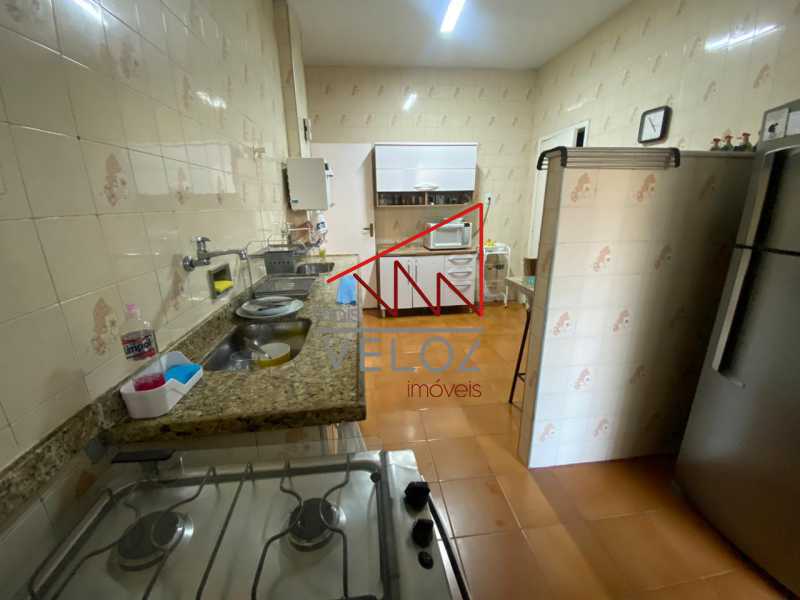 Apartamento à venda com 3 quartos, 178m² - Foto 10