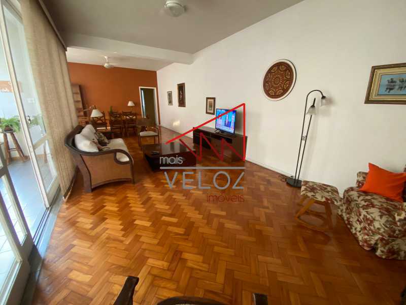 Apartamento à venda com 3 quartos, 178m² - Foto 17