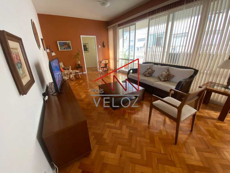 Apartamento à venda com 3 quartos, 178m² - Foto 19