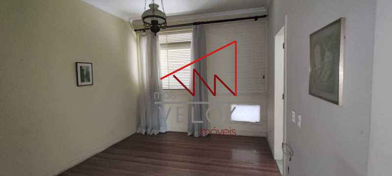 Apartamento à venda com 3 quartos, 159m² - Foto 7