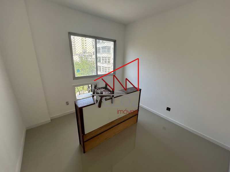 Apartamento à venda com 2 quartos, 62m² - Foto 5