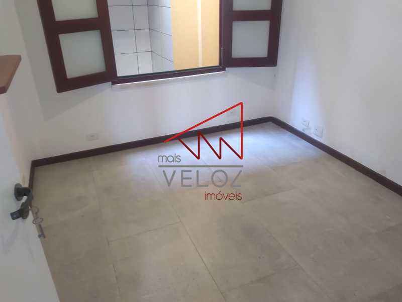 Apartamento à venda com 2 quartos, 70m² - Foto 5