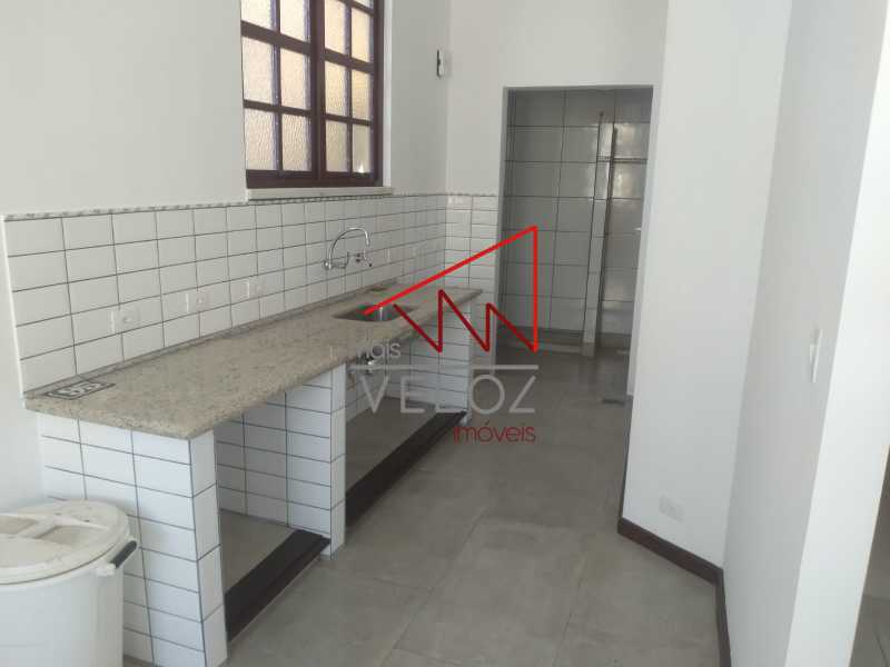 Apartamento à venda com 2 quartos, 70m² - Foto 7