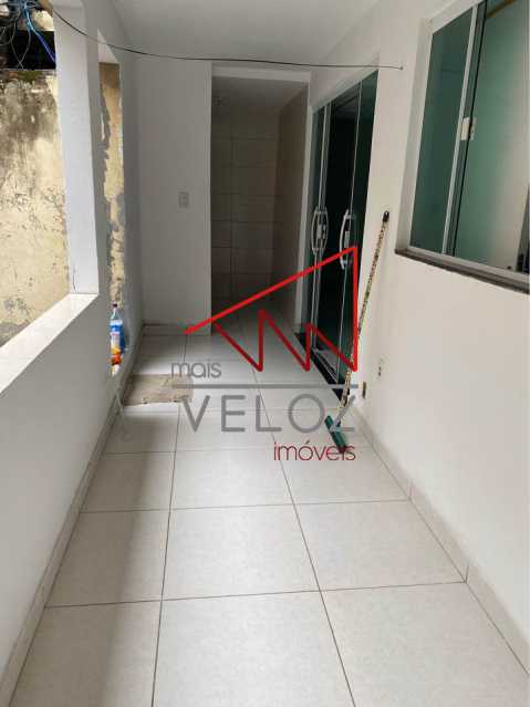 Casa à venda com 4 quartos, 100m² - Foto 5