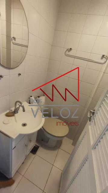 Apartamento à venda com 4 quartos, 243m² - Foto 4