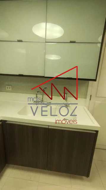 Apartamento à venda com 4 quartos, 243m² - Foto 19