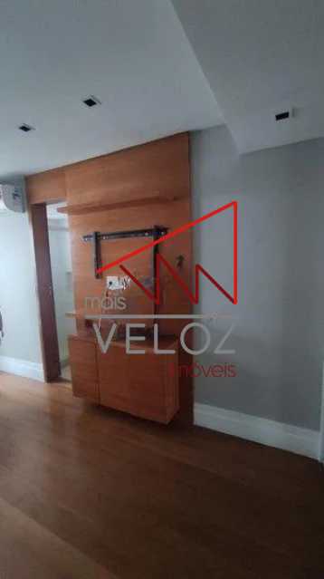 Apartamento à venda com 4 quartos, 243m² - Foto 27