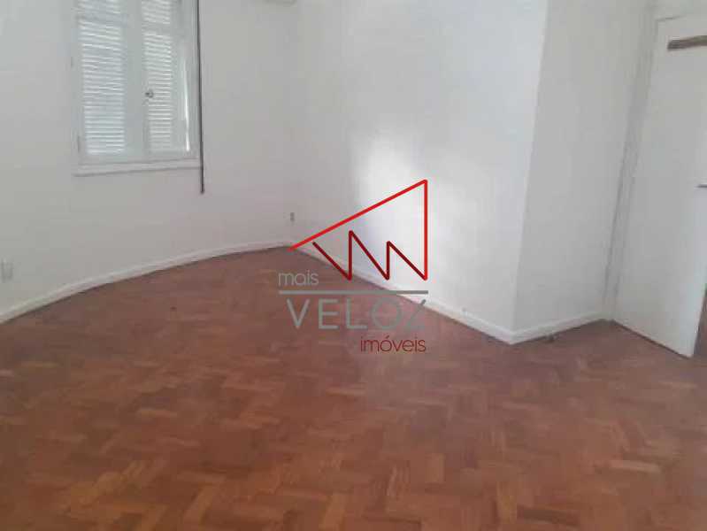 Apartamento à venda com 2 quartos, 62m² - Foto 8