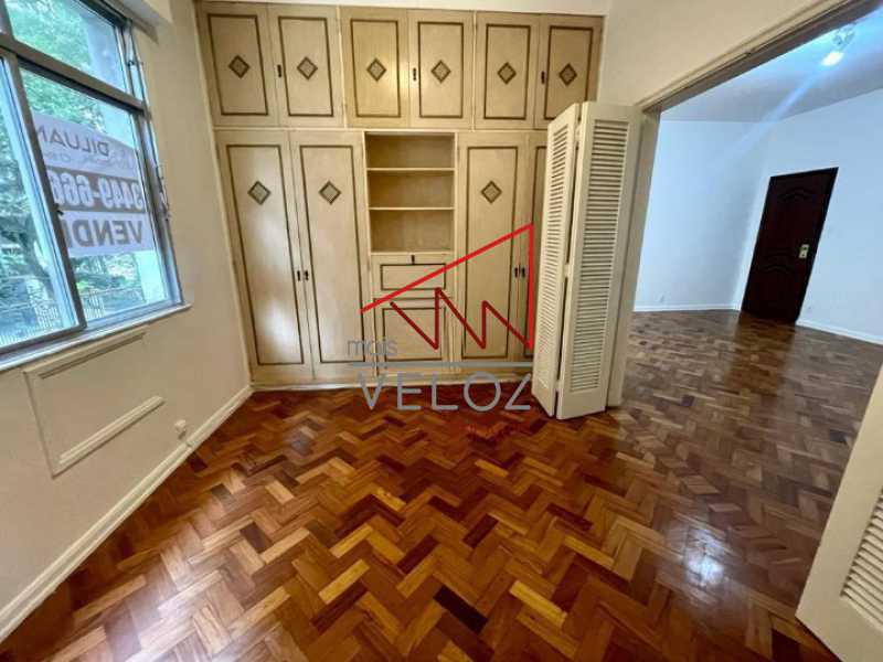 Apartamento à venda com 3 quartos, 93m² - Foto 18