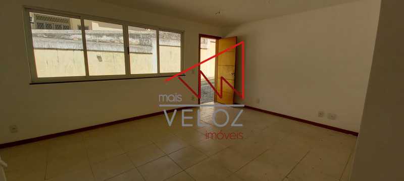 Casa de Condomínio à venda com 3 quartos, 90m² - Foto 2