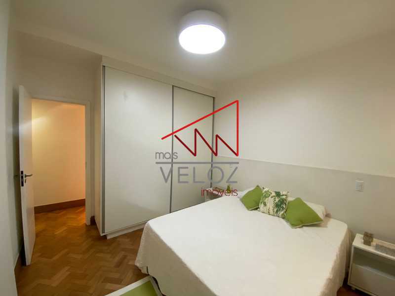 Apartamento à venda com 3 quartos, 136m² - Foto 12