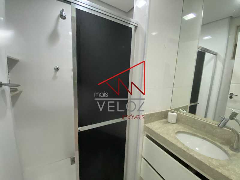 Apartamento à venda com 3 quartos, 136m² - Foto 25