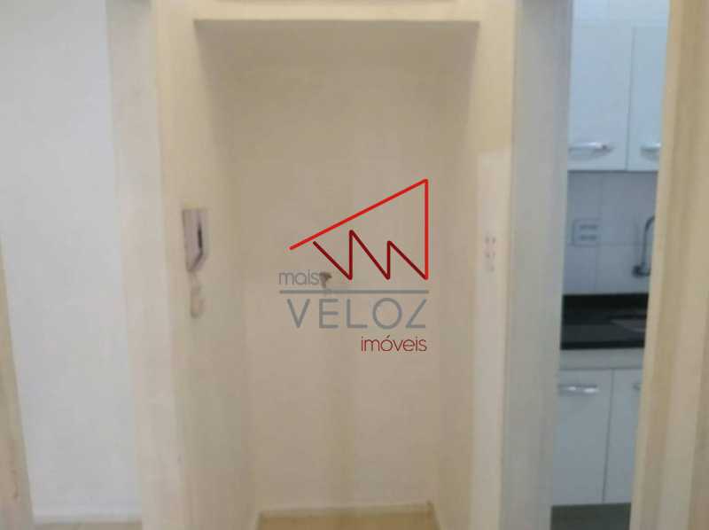 Apartamento à venda com 2 quartos, 54m² - Foto 9