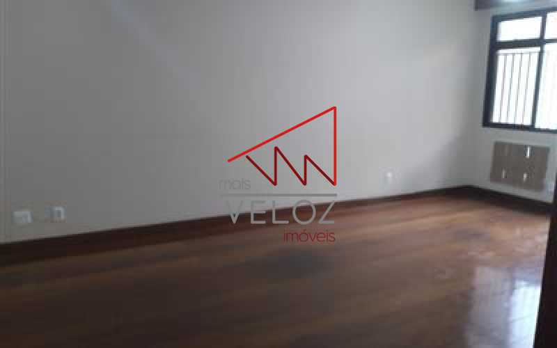 Apartamento à venda com 3 quartos, 137m² - Foto 11