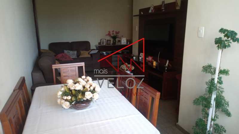 Apartamento à venda com 2 quartos, 75m² - Foto 13