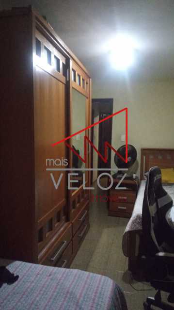 Apartamento à venda com 2 quartos, 75m² - Foto 12