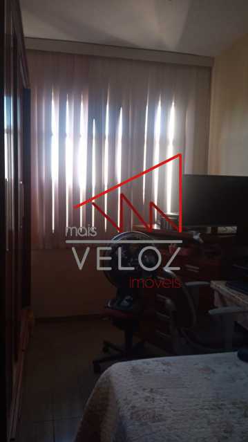 Apartamento à venda com 2 quartos, 75m² - Foto 14