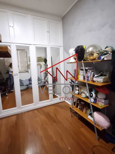 Apartamento à venda com 3 quartos, 128m² - Foto 13