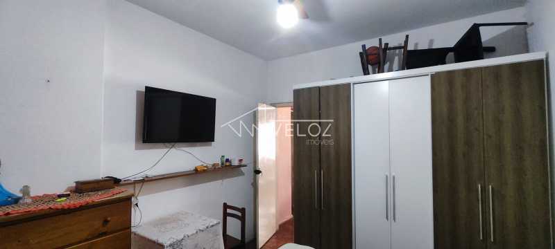 Apartamento à venda com 2 quartos, 62m² - Foto 4