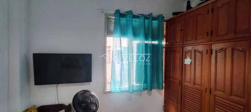 Apartamento à venda com 2 quartos, 62m² - Foto 11