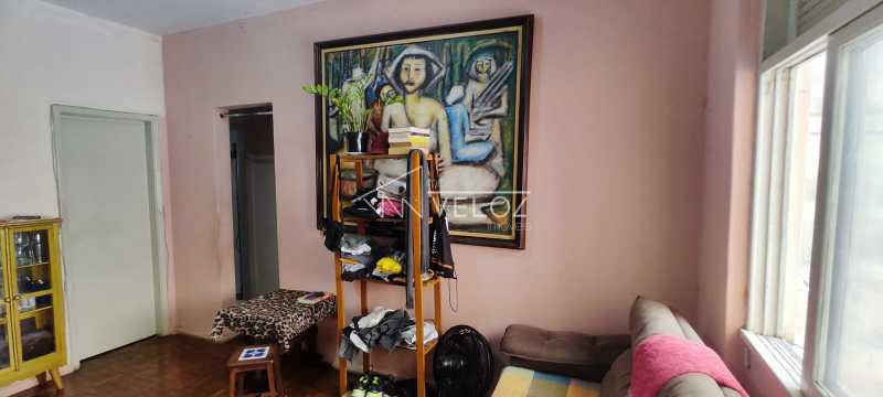 Apartamento à venda com 2 quartos, 62m² - Foto 3