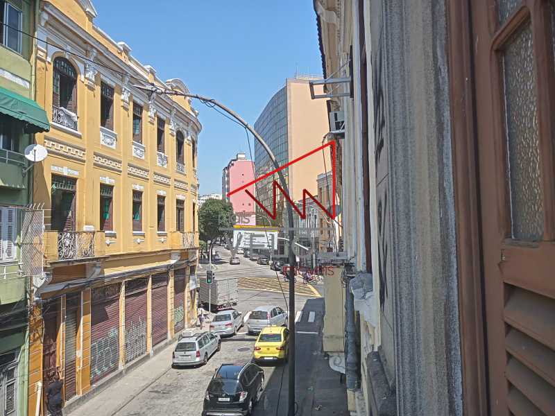 Apartamento à venda com 5 quartos, 132m² - Foto 2