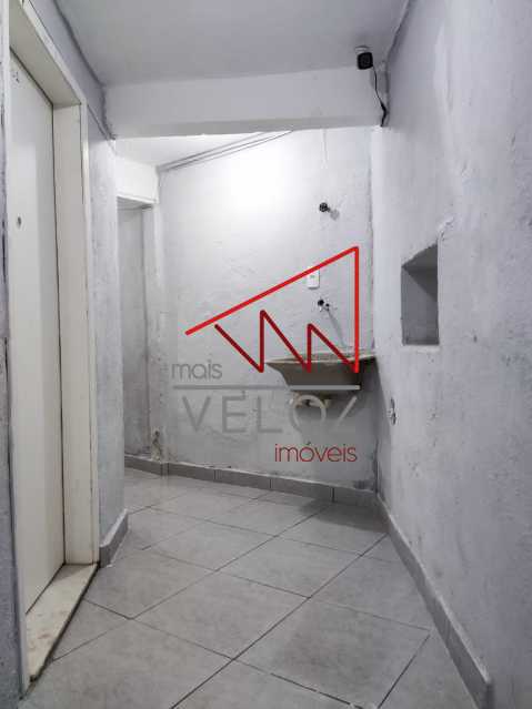 Casa de Vila à venda com 8 quartos, 600m² - Foto 26