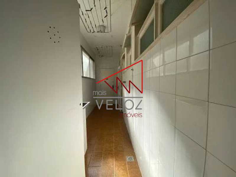 Apartamento à venda com 4 quartos, 187m² - Foto 13