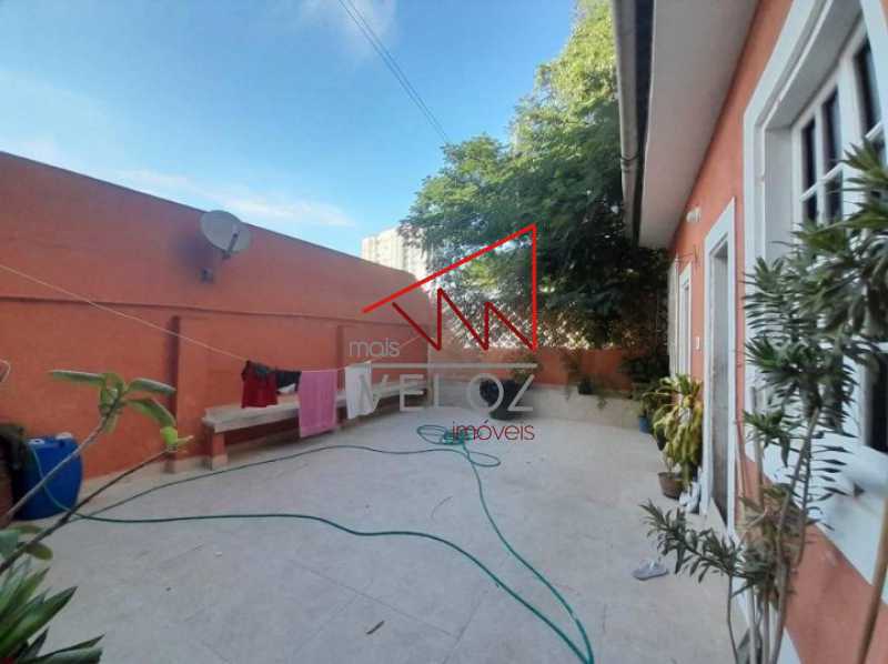 Casa de Vila à venda com 3 quartos, 65m² - Foto 17