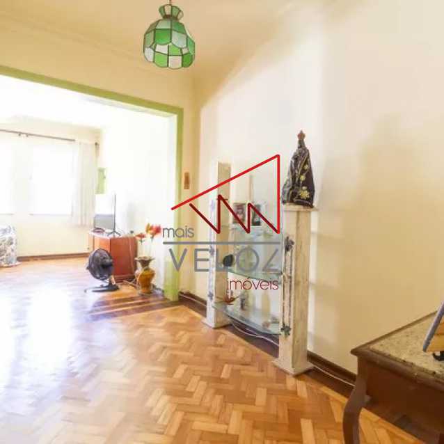 Apartamento à venda com 4 quartos, 137m² - Foto 4