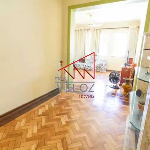 Apartamento à venda com 4 quartos, 137m² - Foto 3