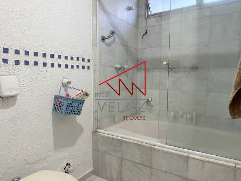 Apartamento à venda com 4 quartos, 195m² - Foto 23