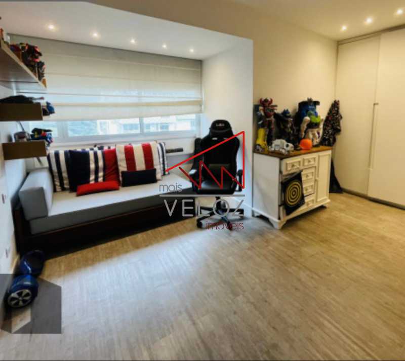 Cobertura à venda com 4 quartos, 400m² - Foto 4